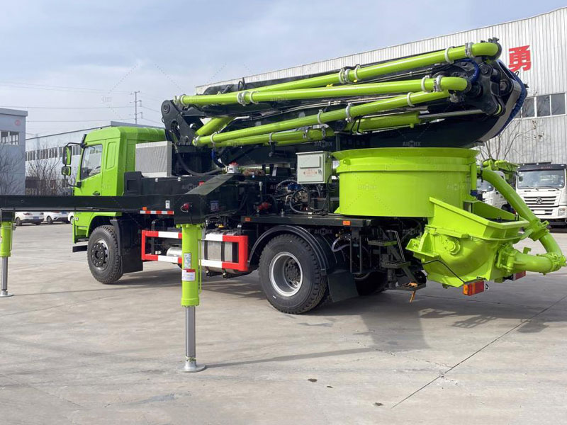 Concrete Mixer Pump with Boom Price
