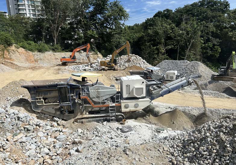 Mobile Jaw Crusher on Tracks in Malaysia